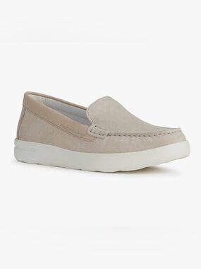 Geox Women's Slip-On Suede Loafer in Light Taupe